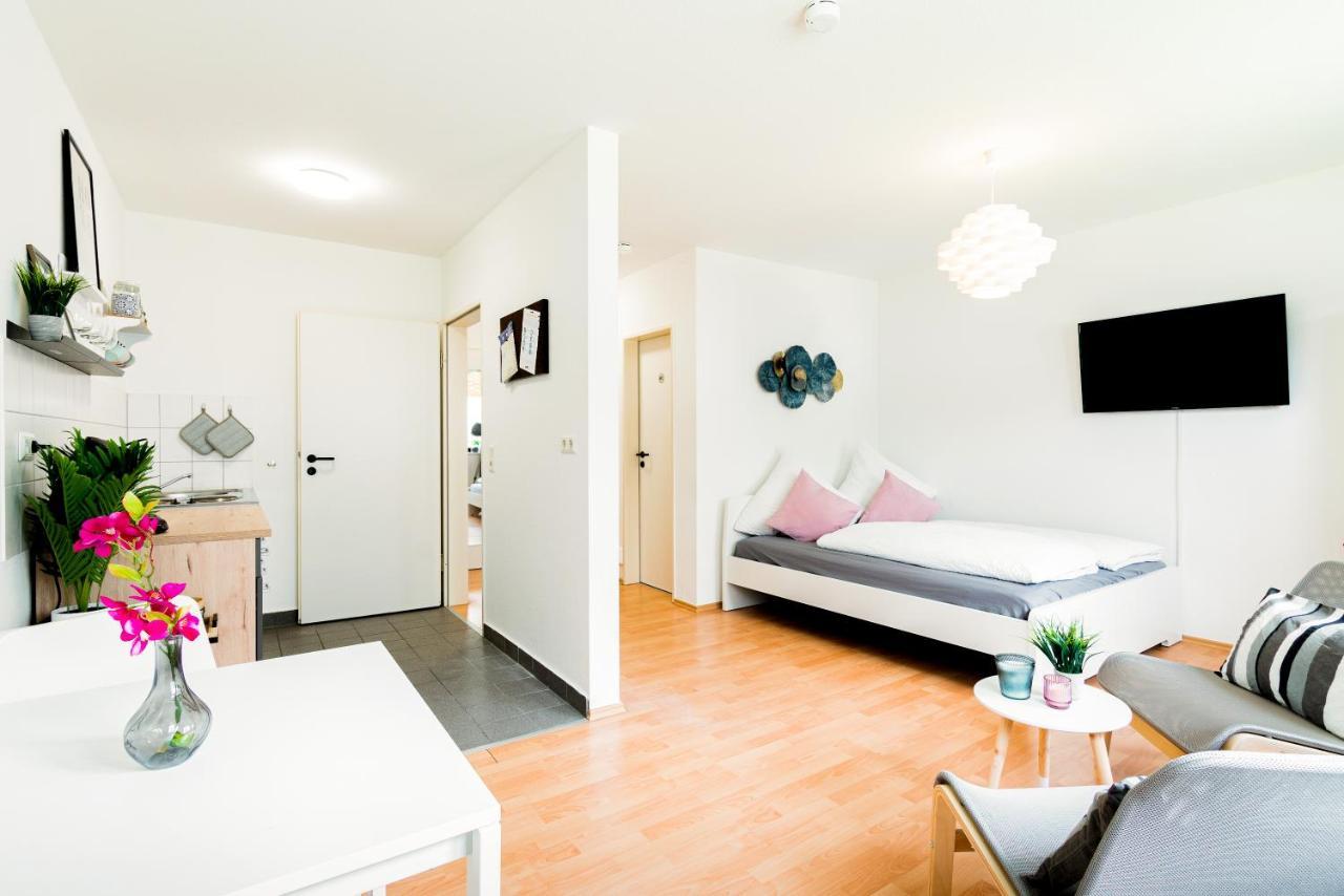Helles Apartment In Top-Lage Mit Parkplatz Magdeburgo Esterno foto